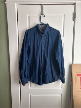 Tommy Hilfiger Real Indigo Button down shirt size M